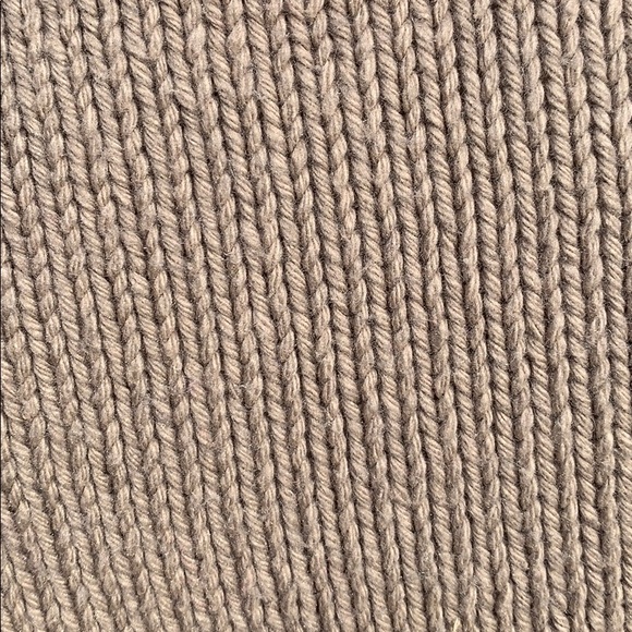 Banana Republic Tan Brown V-neck Sweater Top - Picture 8 of 10